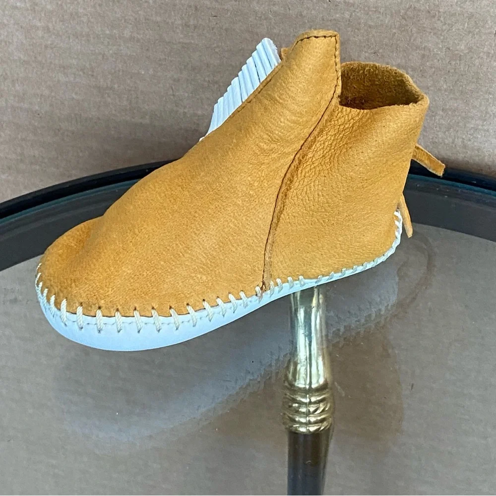 M64 Minnetonka Bell Moccasins